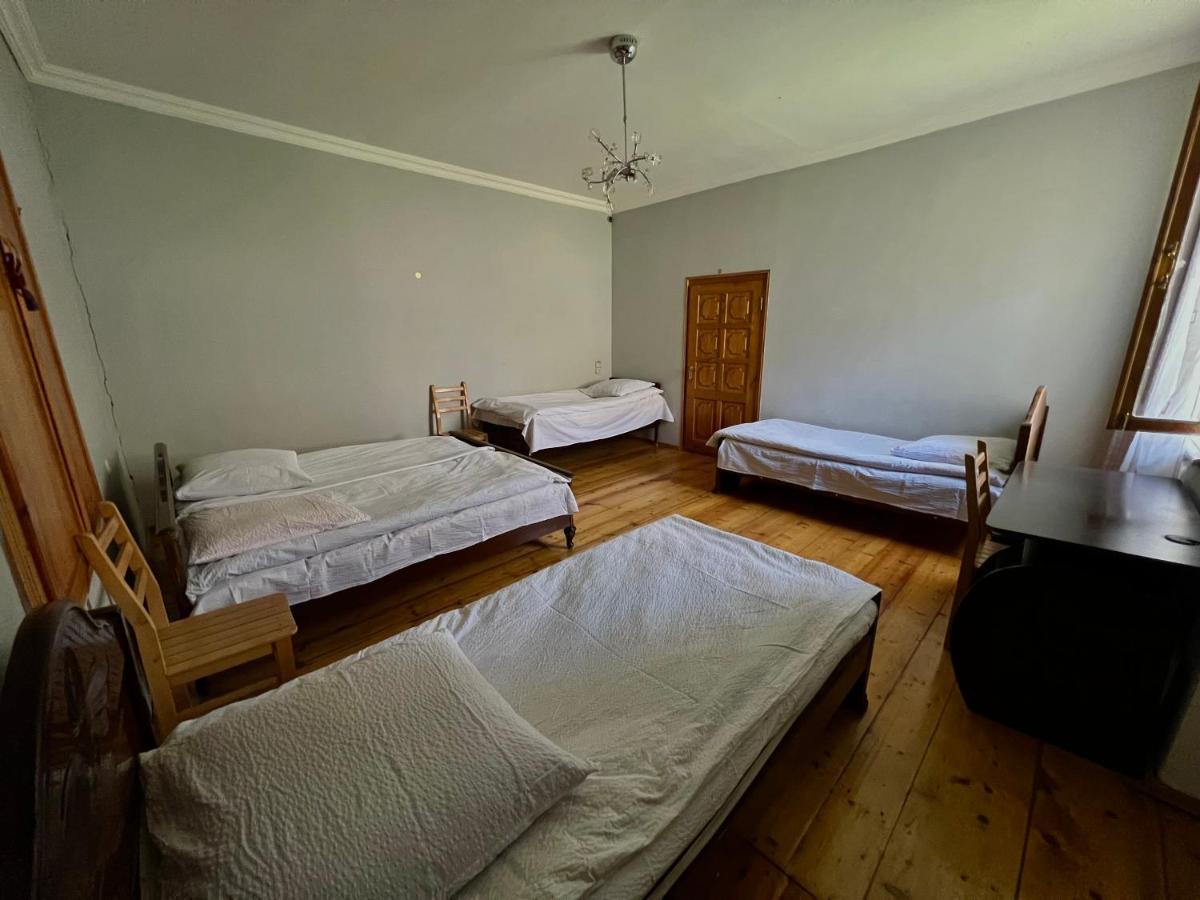 Guesthouse Kostava 72 Kazbegi Eksteriør bilde